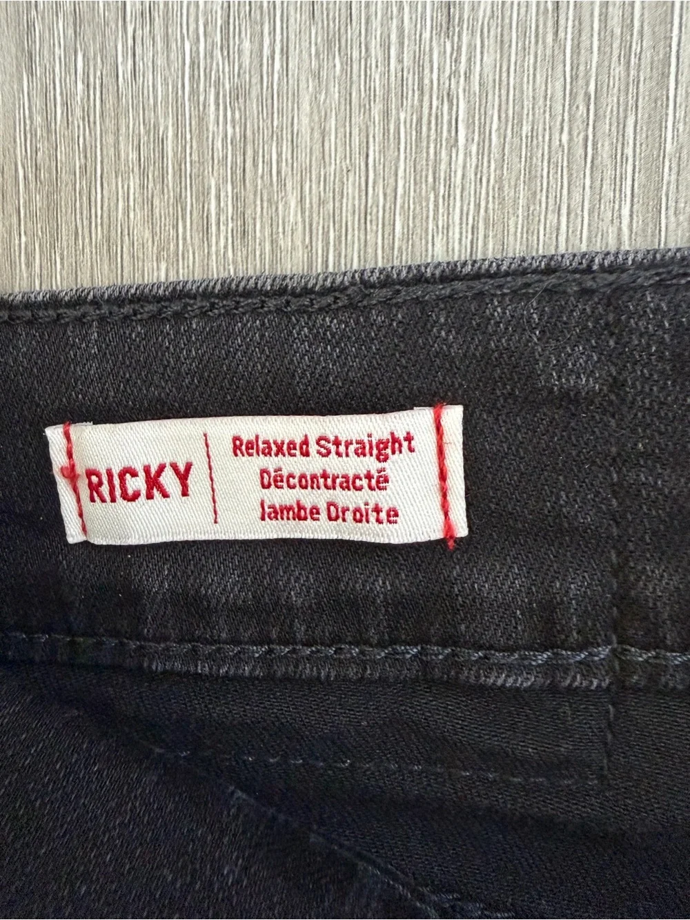 True Religion Ricky Straight Jean Black Denim Relaxed World Tour Mens size 32